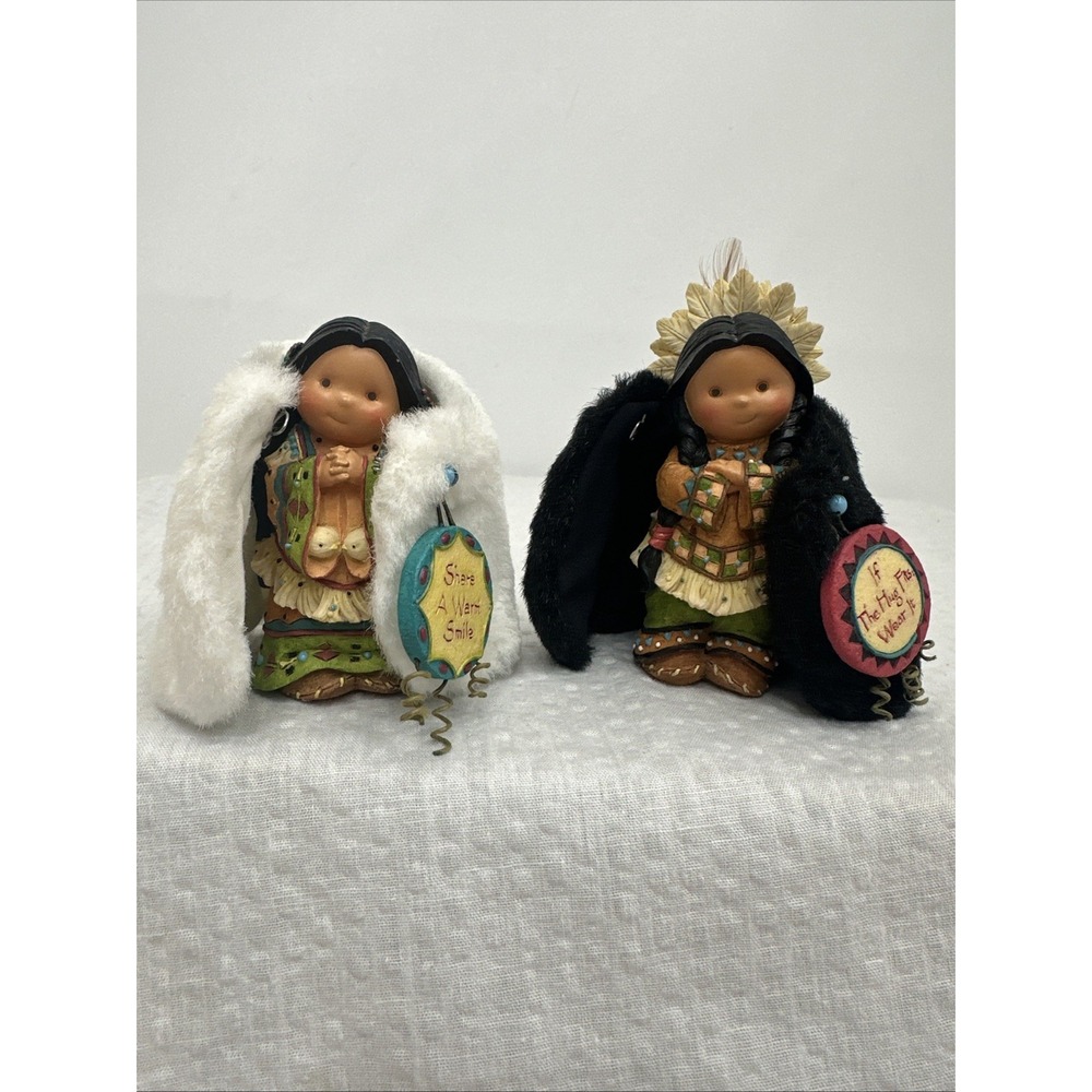 Lot Of 2 Friends of the Feather Enesco 2000 Figurines Blankets Hug &‎ Warm Smile